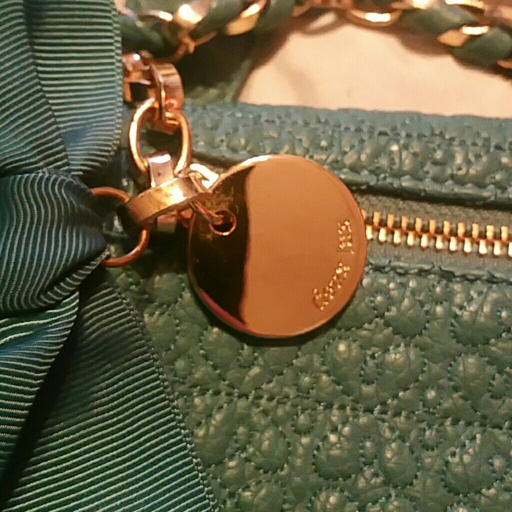 Handbag - Picture 3 of 3